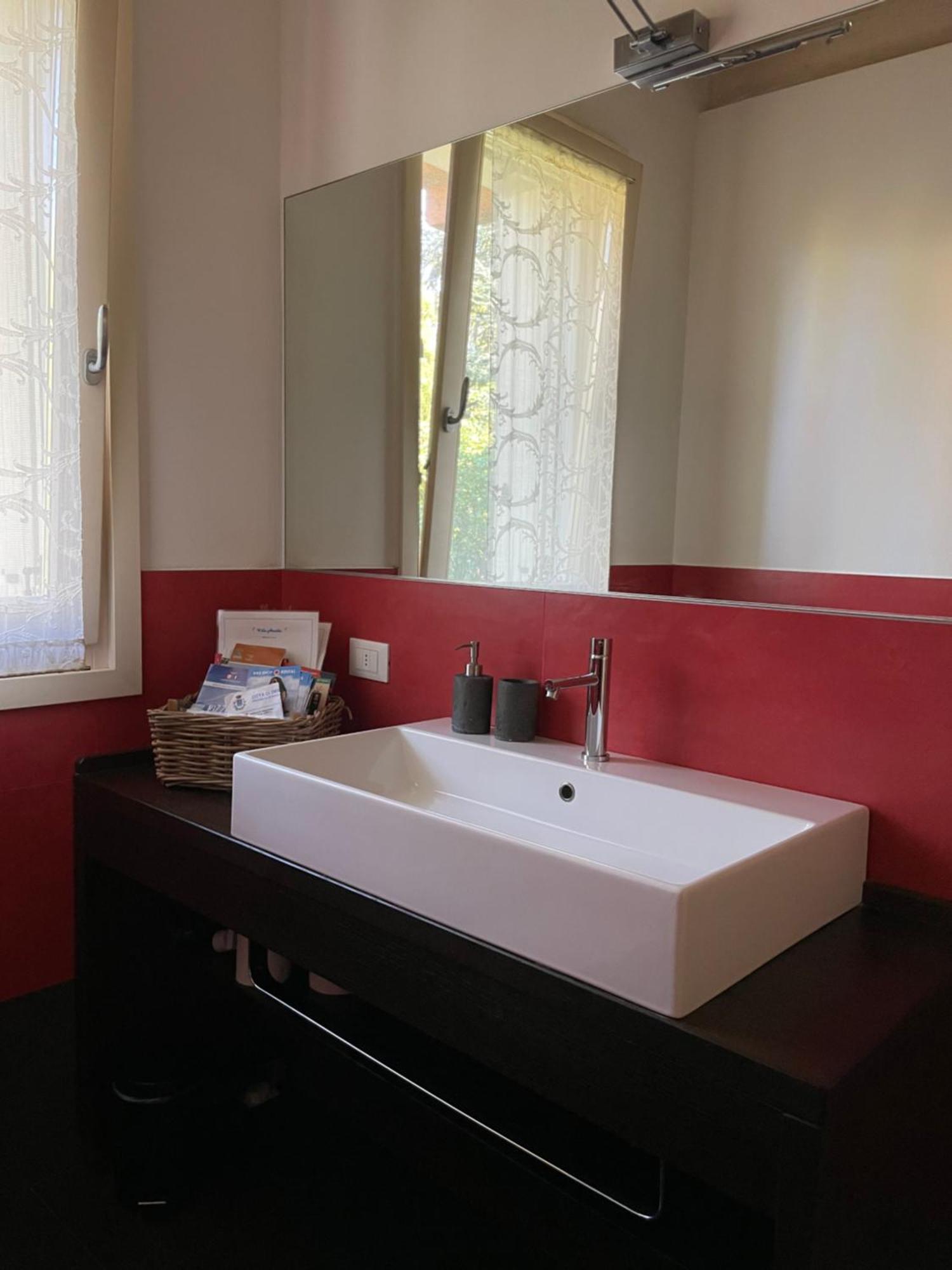 Villa Arzilla Desenzano del Garda Buitenkant foto