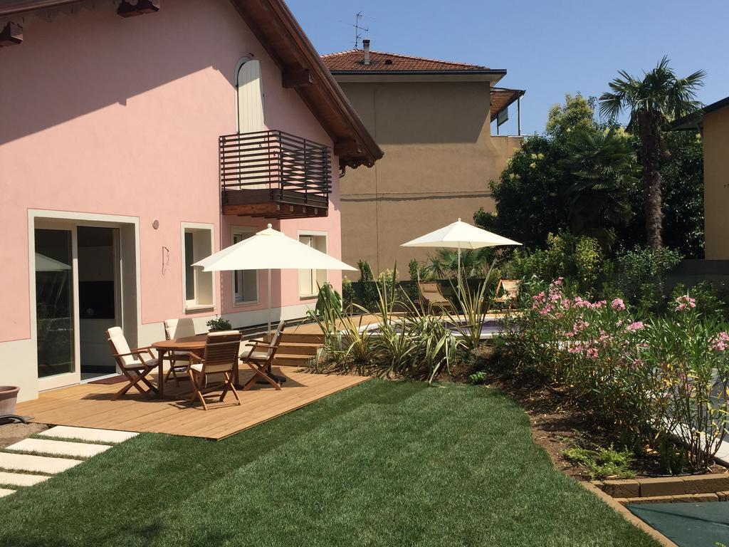 Villa Arzilla Desenzano del Garda Buitenkant foto